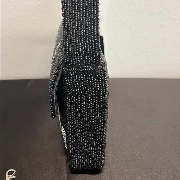 From India To You | Beaded NY Skyline Shoulder Bag w/ 2 Bag Charms 🍎🚕 - Picture 7 of 15